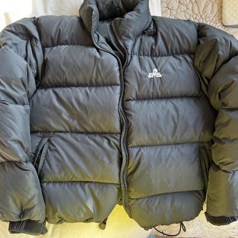 Women’s puffer jacket!